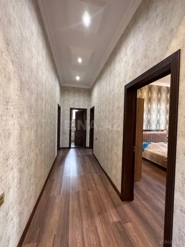 Kirayə verilir 4 otaqlı həyət evi 240 m²