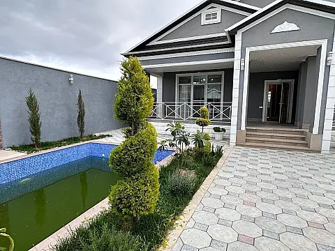 Kirayə verilir 4 otaqlı həyət evi 220 m²