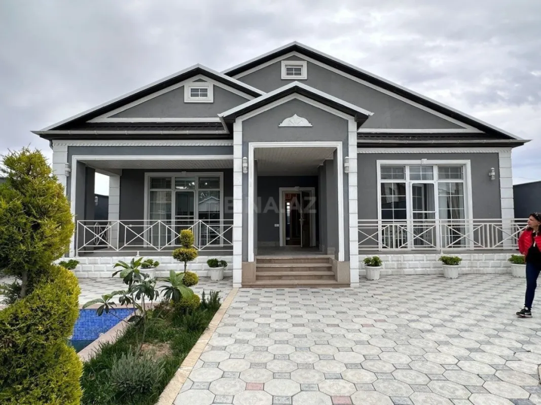 Kirayə verilir 4 otaqlı həyət evi 220 m²