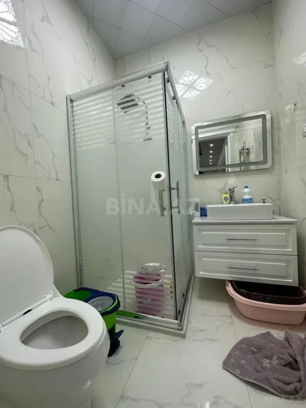 Satılır 6 otaqlı həyət evi 450 m²