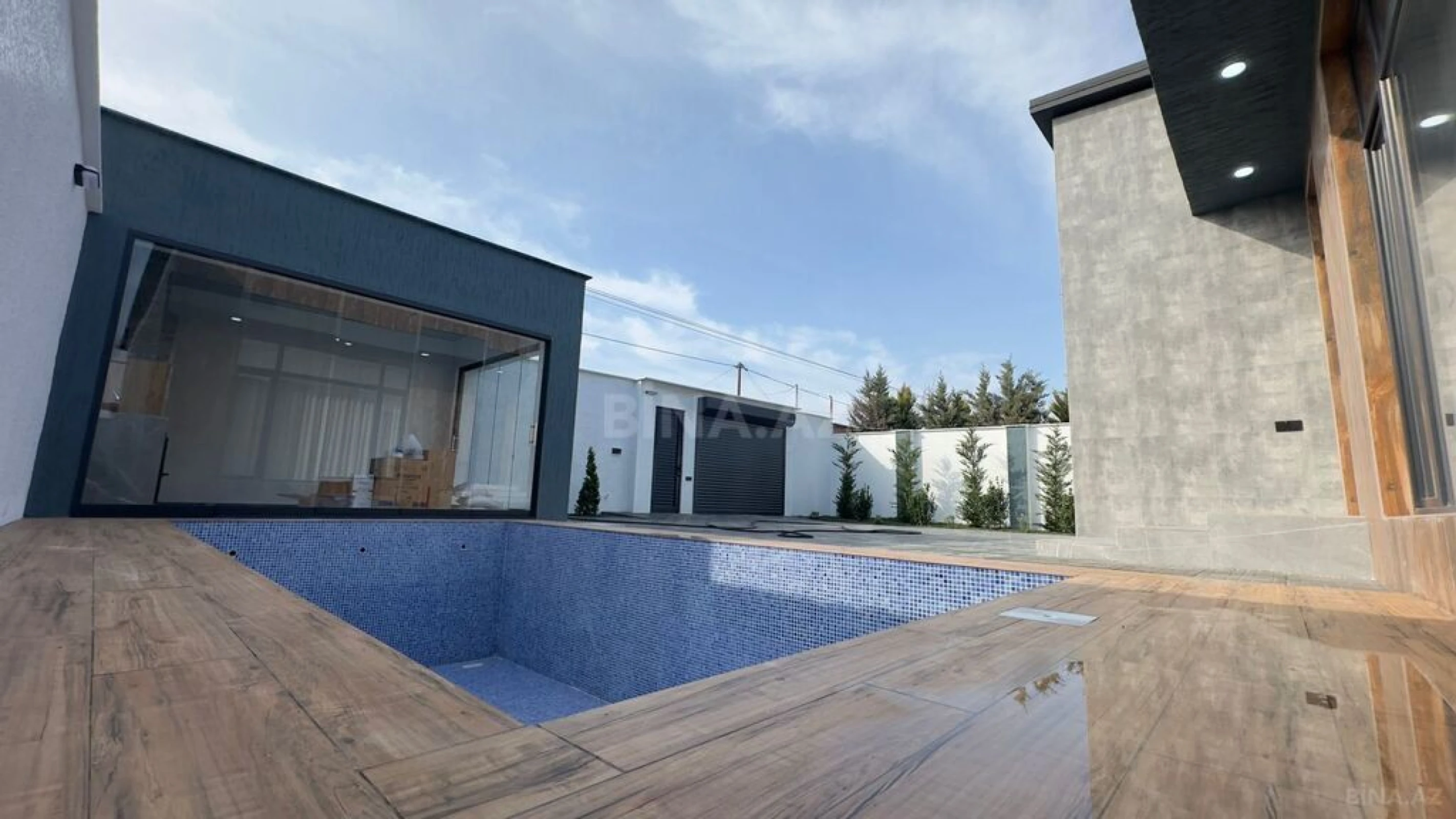 Satılır 4 otaqlı həyət evi 160 m²