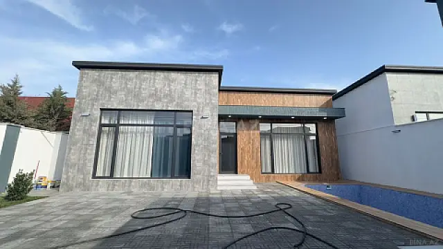 Satılır 4 otaqlı həyət evi 160 m²