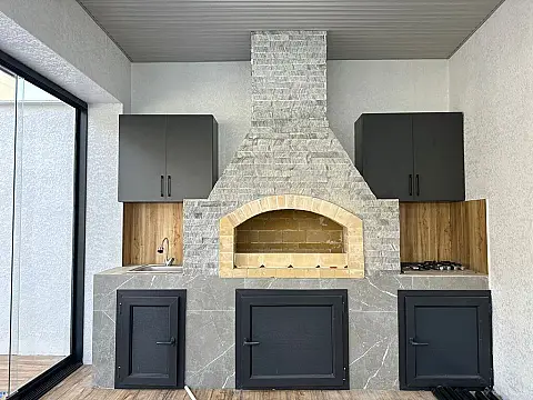 Satılır 4 otaqlı həyət evi 160 m²