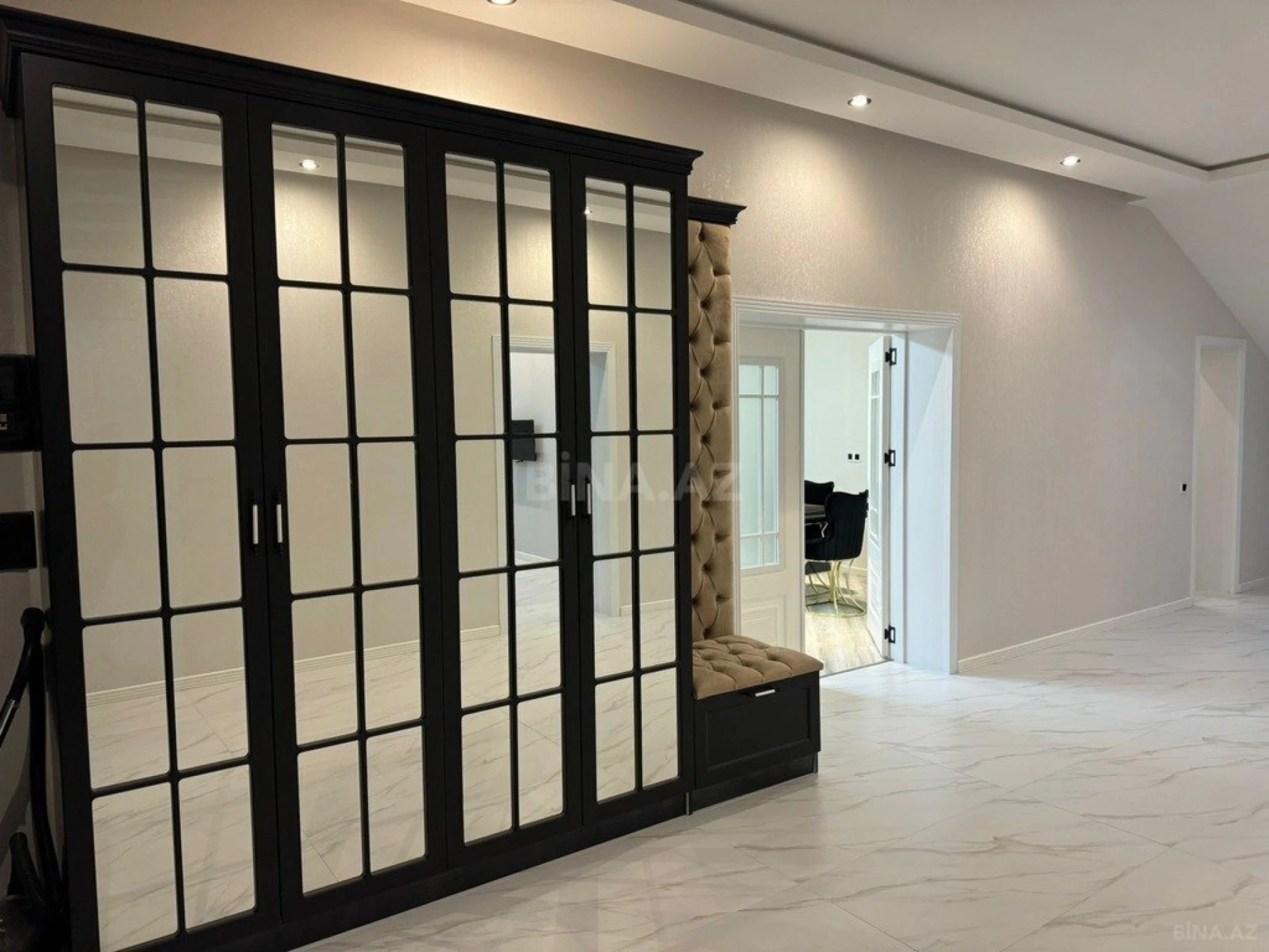 Kirayə verilir 5 otaqlı həyət evi 450 m²