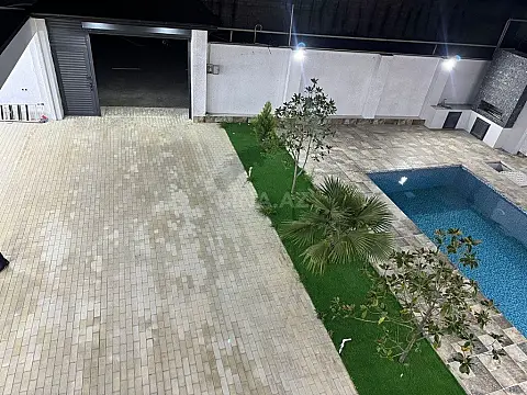 Kirayə verilir 5 otaqlı həyət evi 450 m²