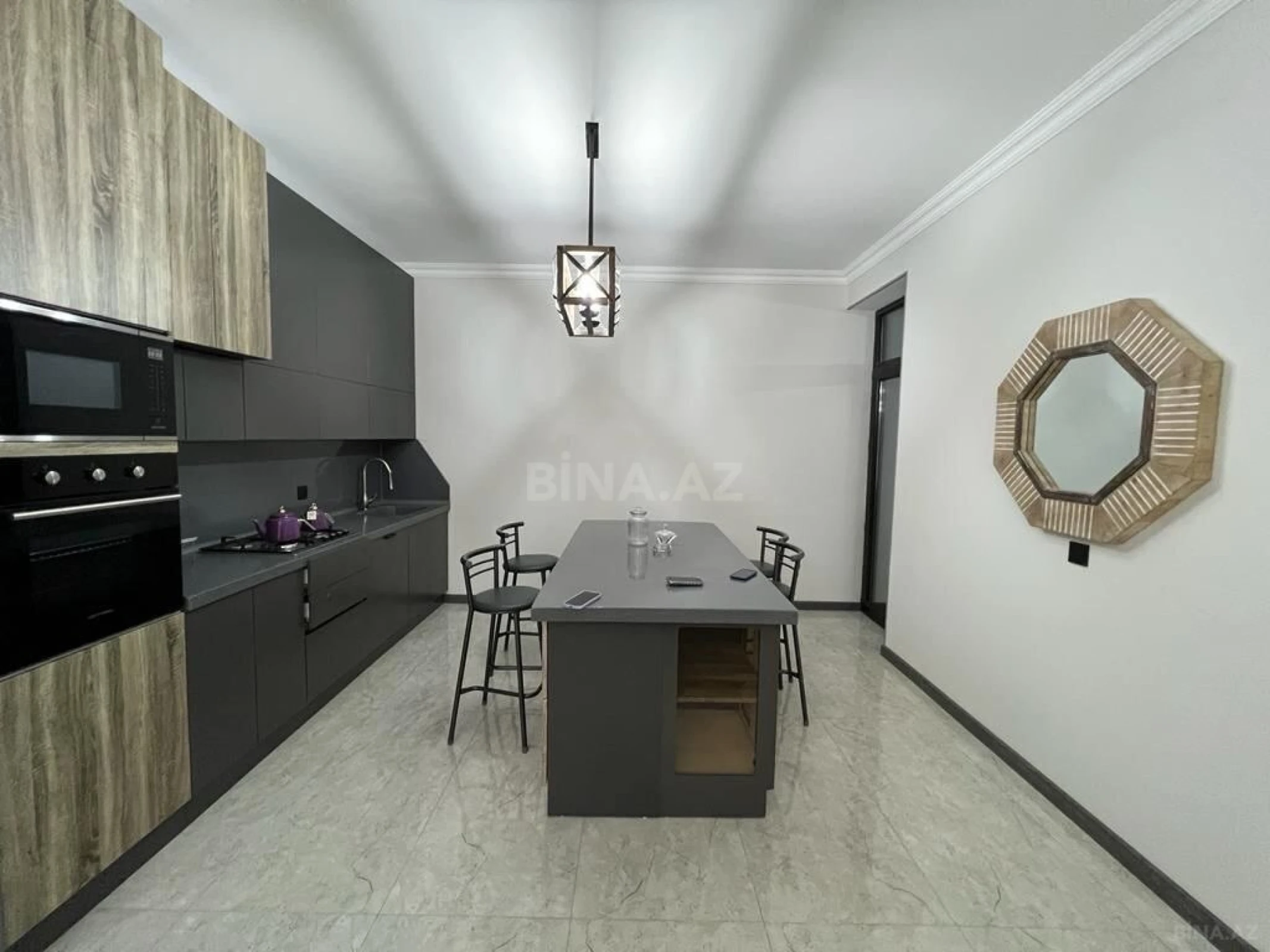 Kirayə verilir 5 otaqlı həyət evi 350 m²