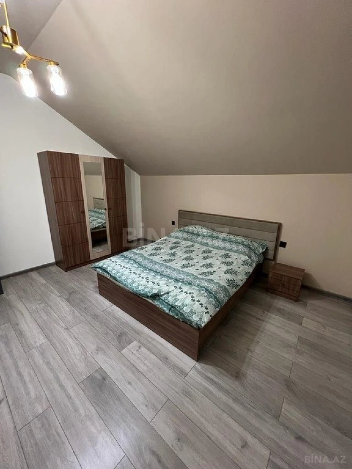 Kirayə verilir 5 otaqlı həyət evi 350 m²