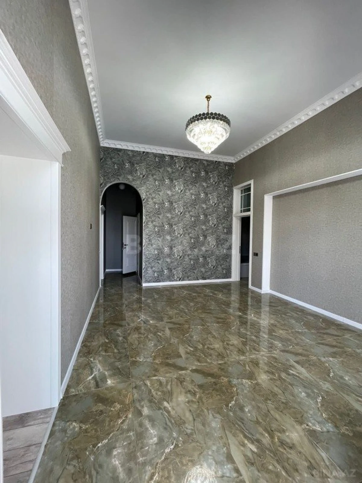 Kirayə verilir 5 otaqlı həyət evi 300 m²