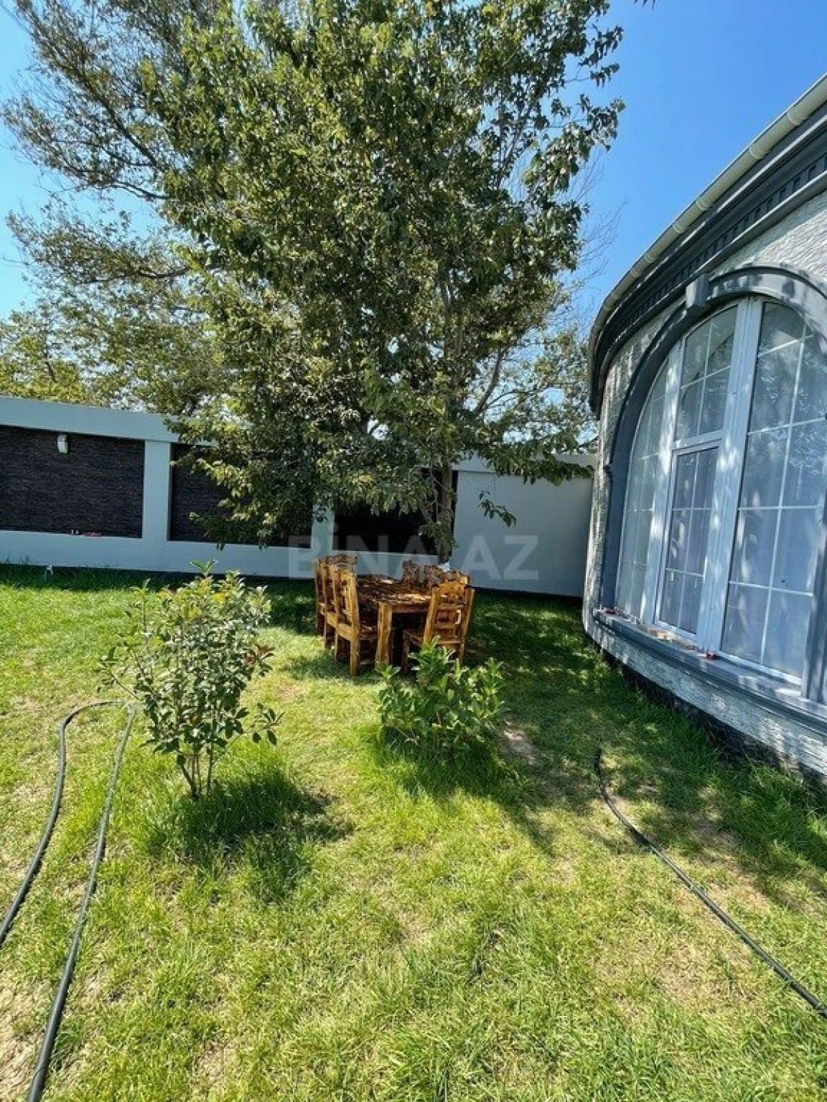 Kirayə verilir 5 otaqlı həyət evi 300 m²