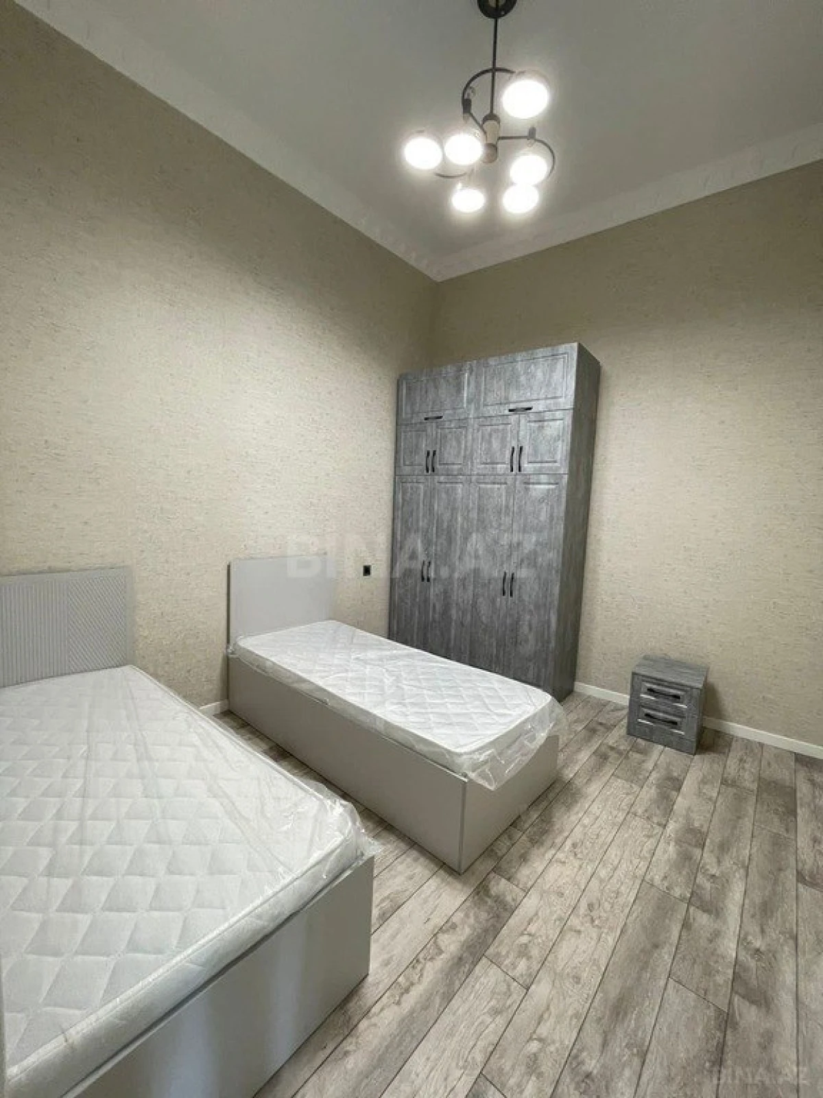 Kirayə verilir 5 otaqlı həyət evi 300 m²