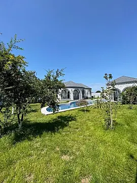 Kirayə verilir 5 otaqlı həyət evi 300 m² — Bakı 5 otaq 300.00 m²