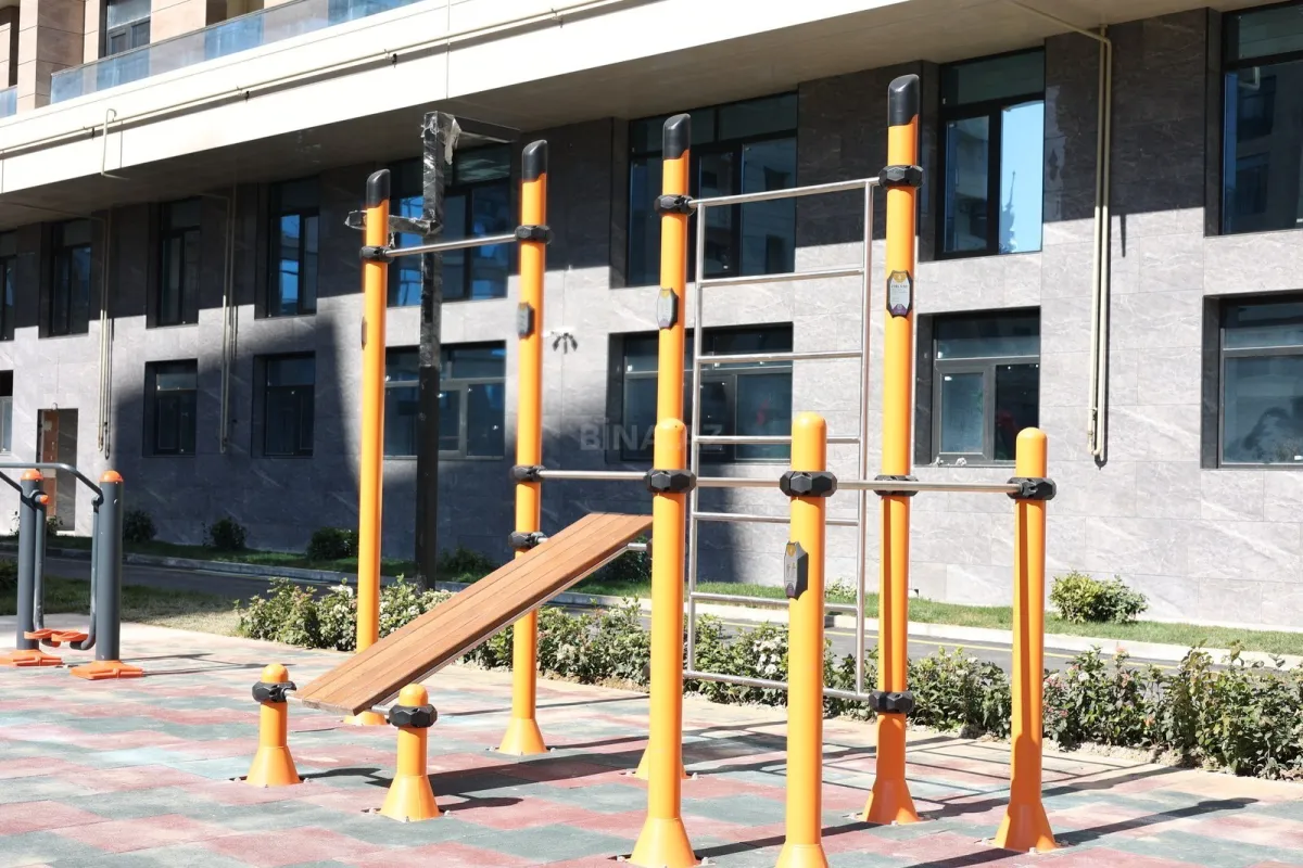 Satılır 2 otaqlı mənzil 87 m²