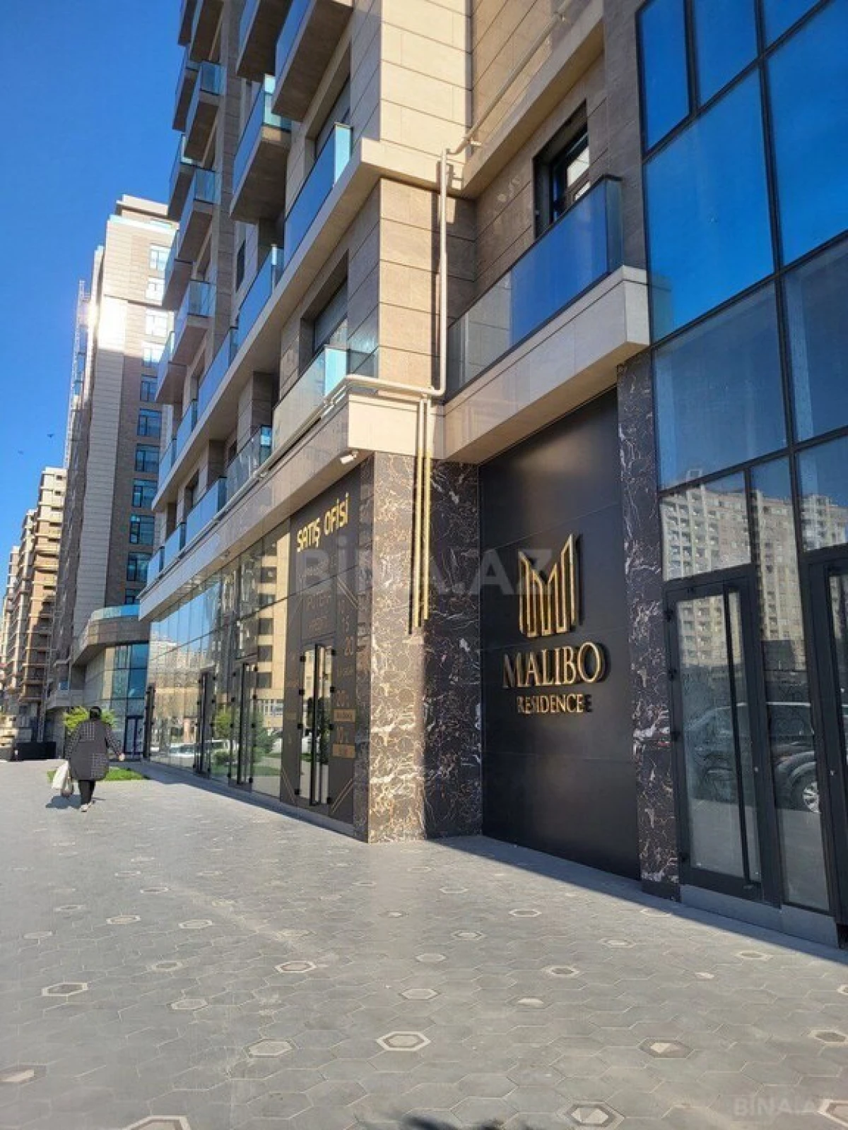 Satılır 2 otaqlı mənzil 87 m²
