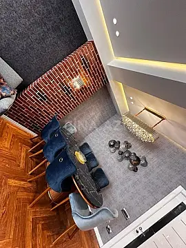 Satılır 3 otaqlı mənzil 133 m²