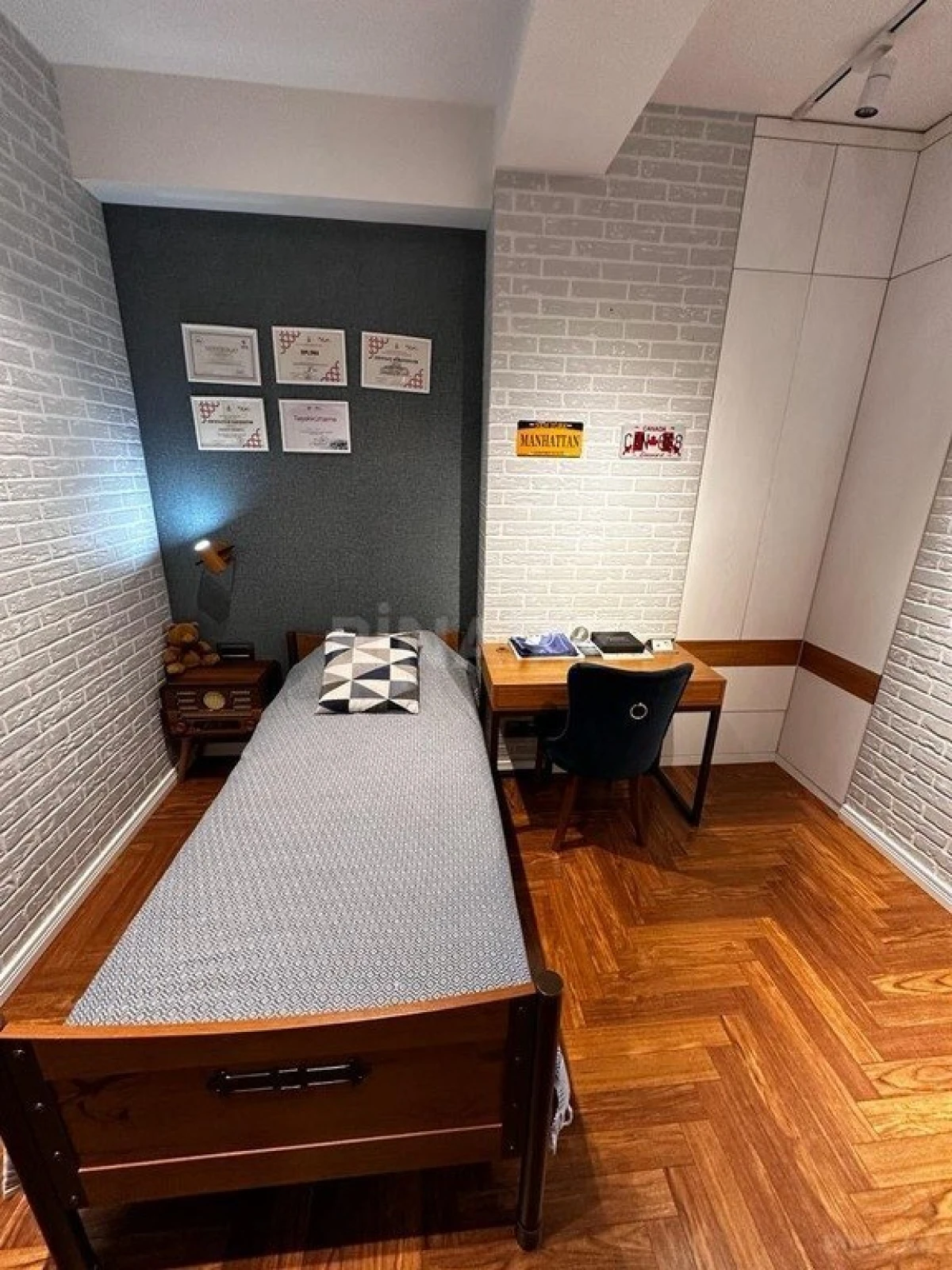 Satılır 3 otaqlı mənzil 133 m²