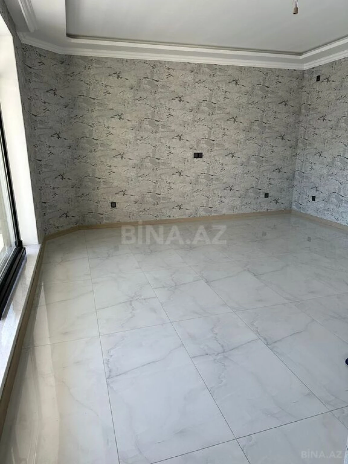 Satılır 4 otaqlı həyət evi 162 m²