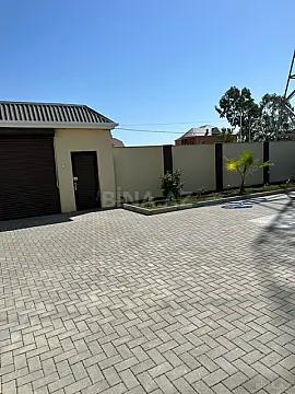 Satılır 4 otaqlı həyət evi 162 m²