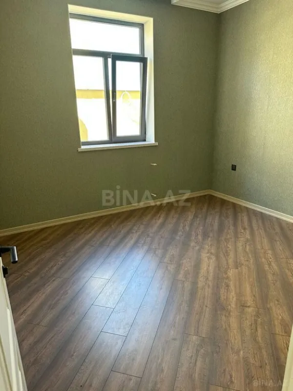 Satılır 4 otaqlı həyət evi 162 m²