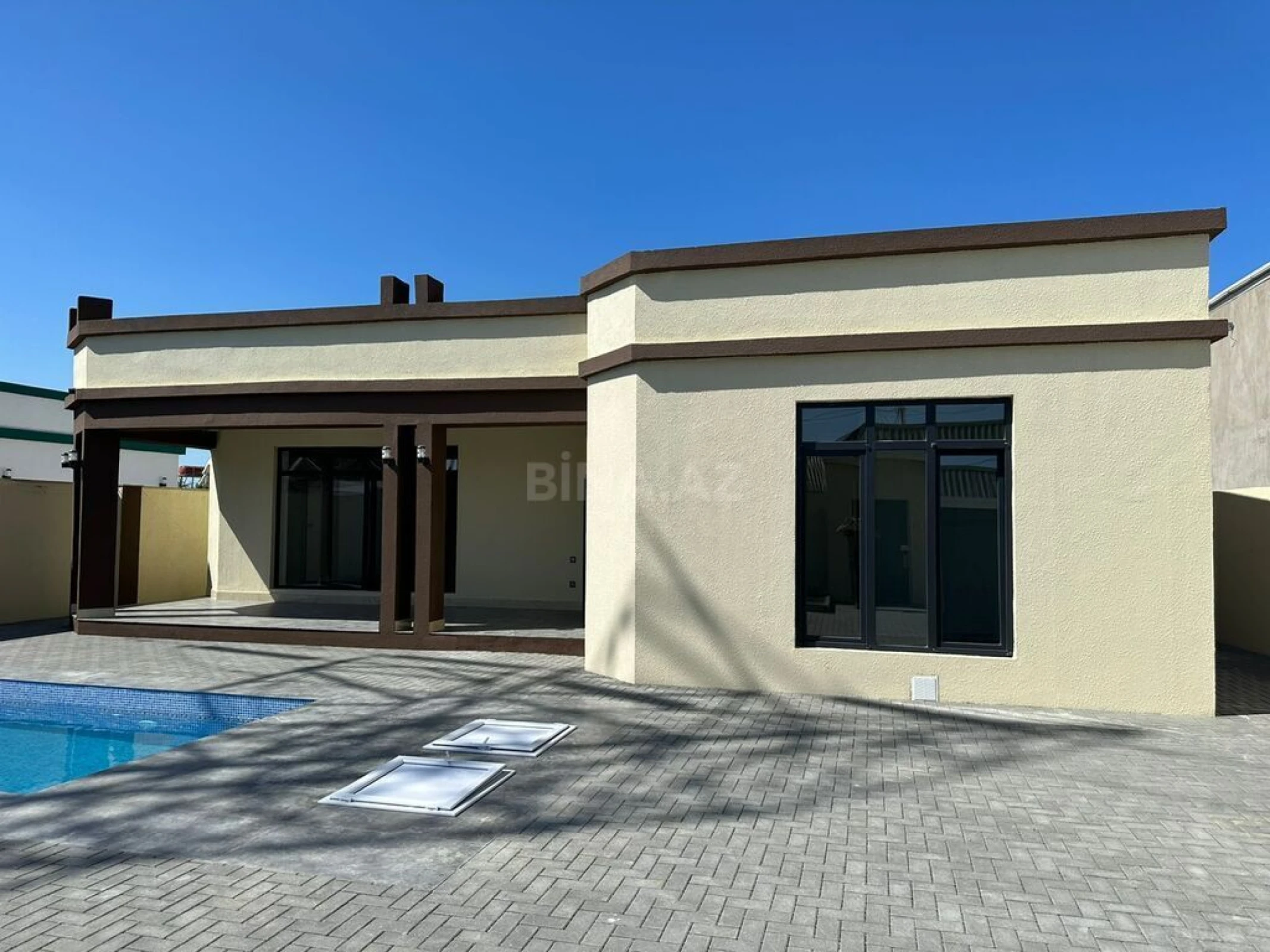 Satılır 4 otaqlı həyət evi 162 m²