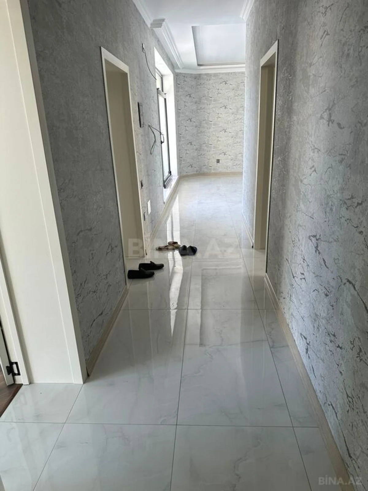 Satılır 4 otaqlı həyət evi 162 m²