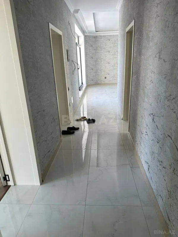 Satılır 4 otaqlı həyət evi 162 m²