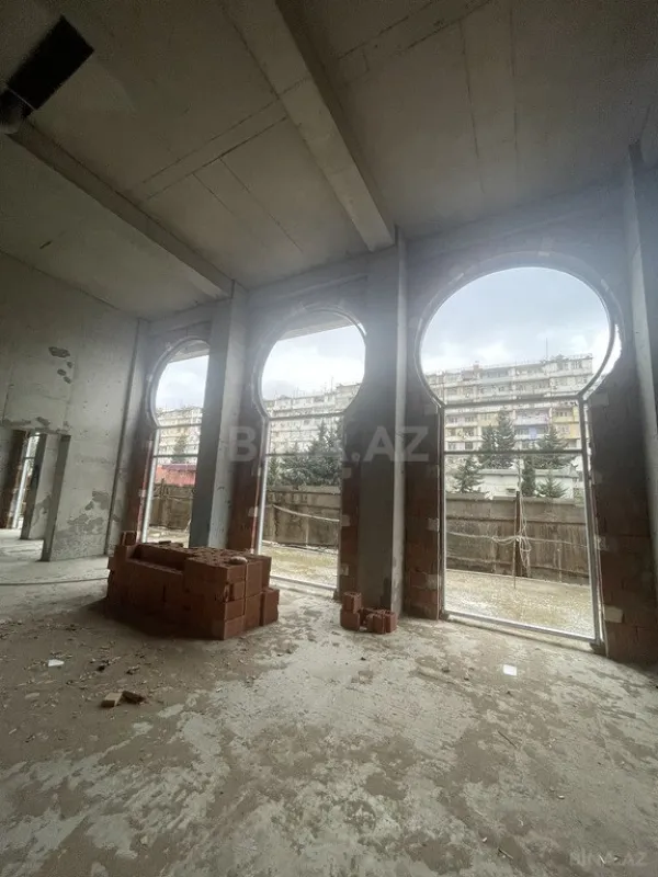 Satılır obyekt 84 m²