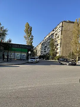 Satılır obyekt 84 m²