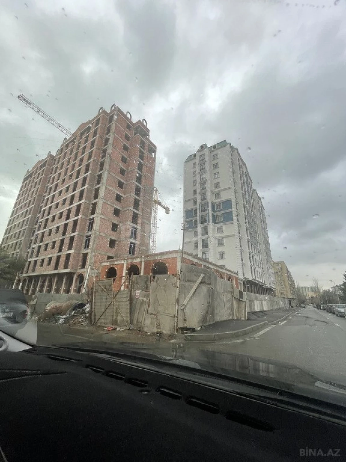 Satılır obyekt 84 m²