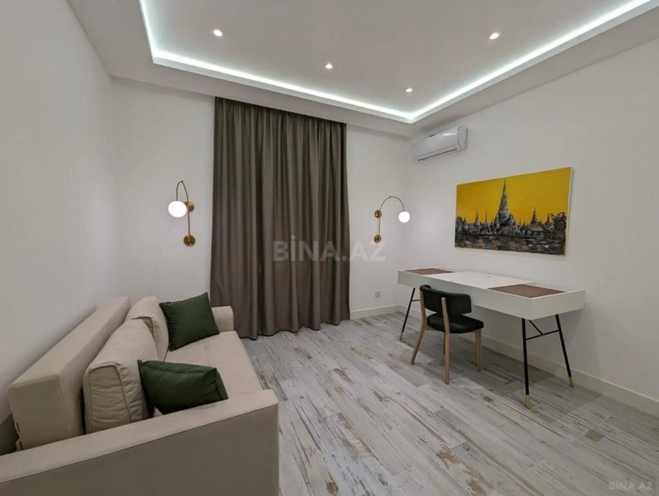 Kirayə verilir 5 otaqlı həyət evi 450 m²