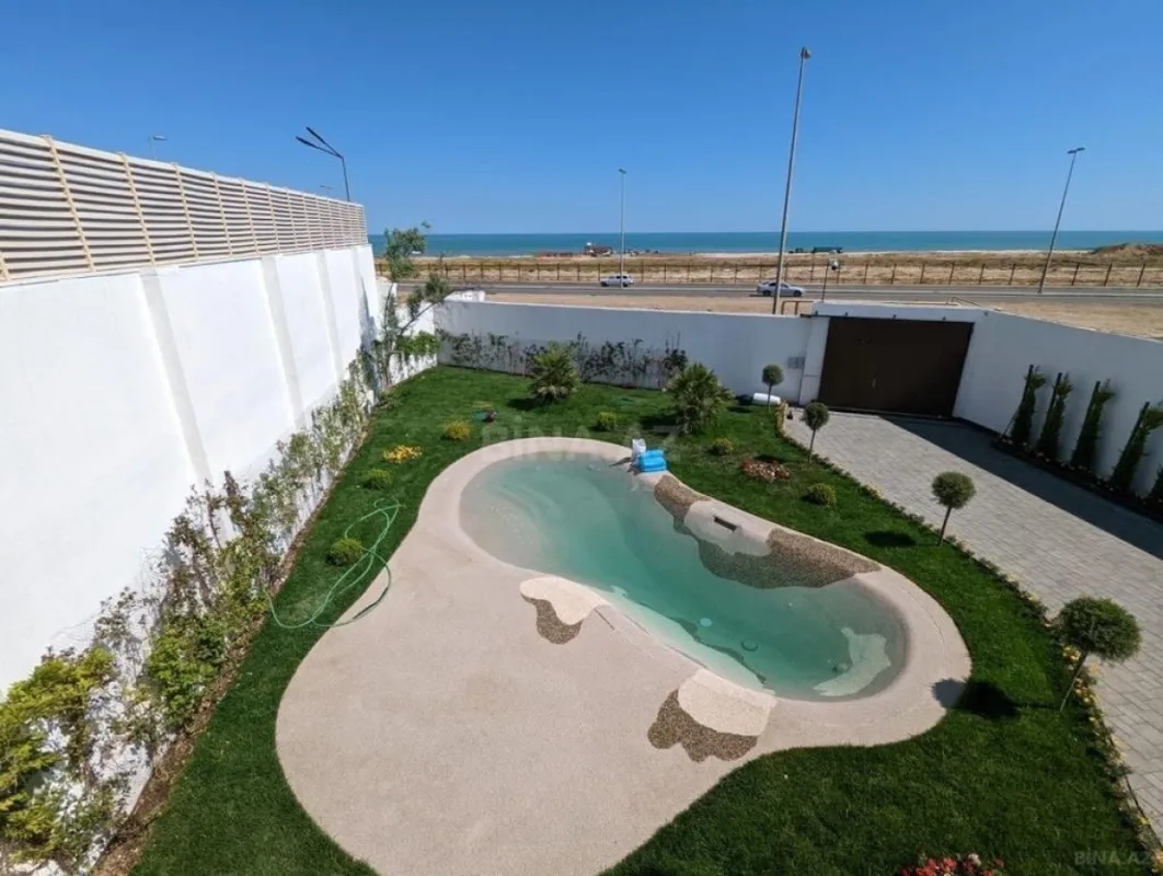 Kirayə verilir 5 otaqlı həyət evi 450 m²