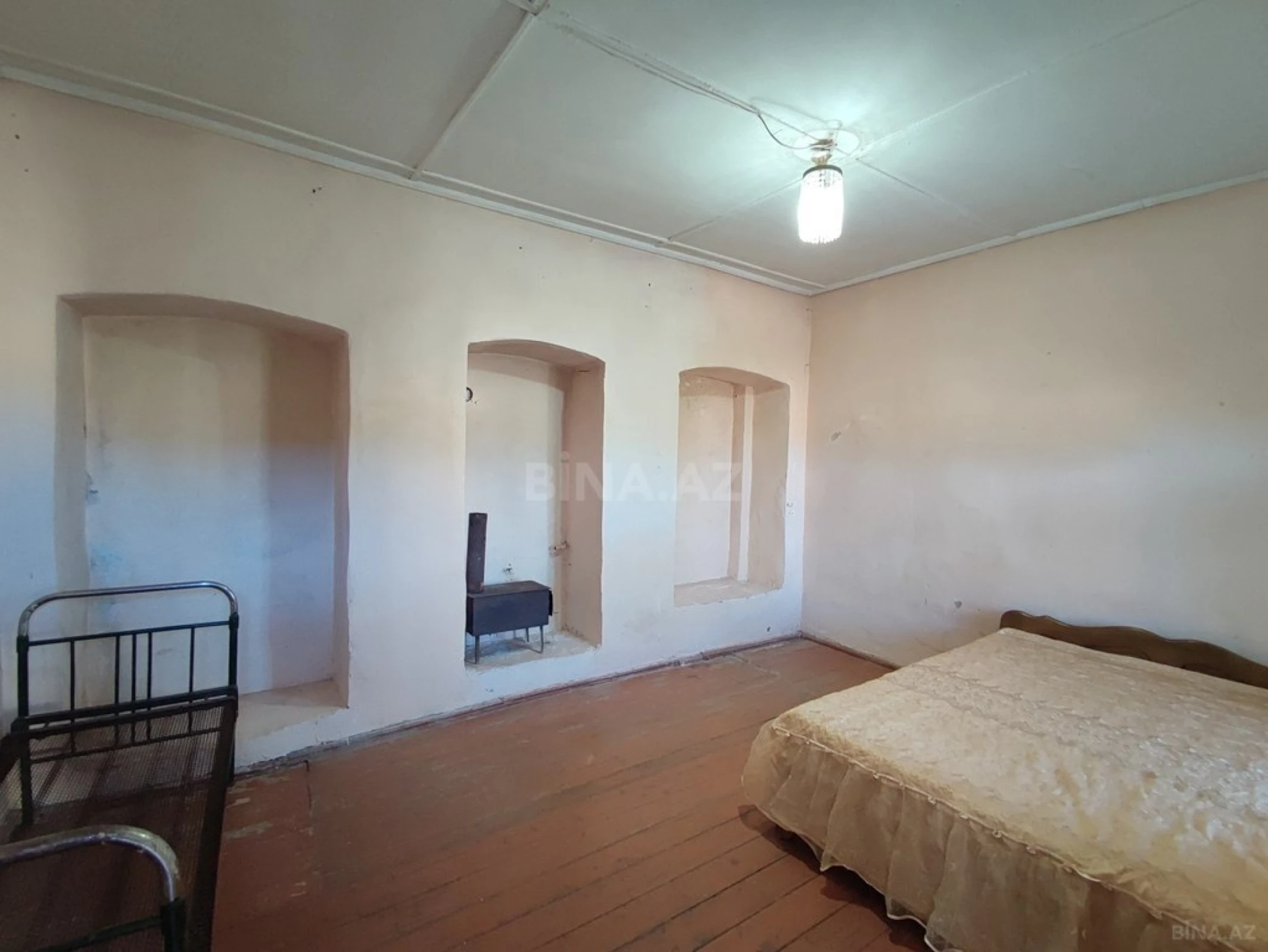 Satılır torpaq sahəsi 25 m²