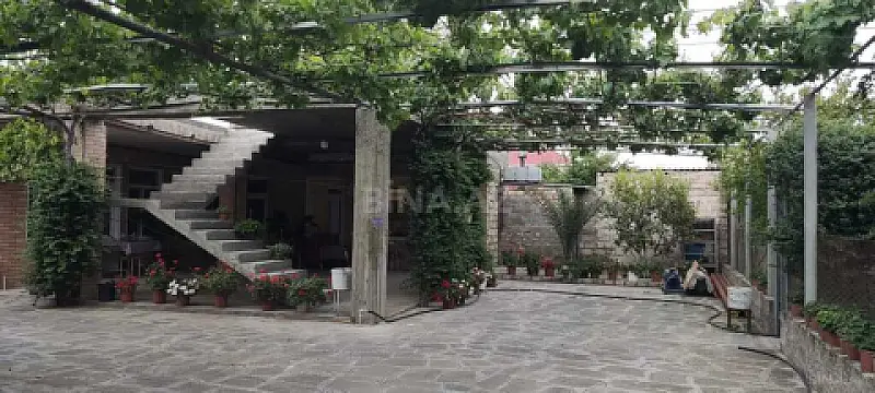 Satılır 3 otaqlı həyət evi 100 m²