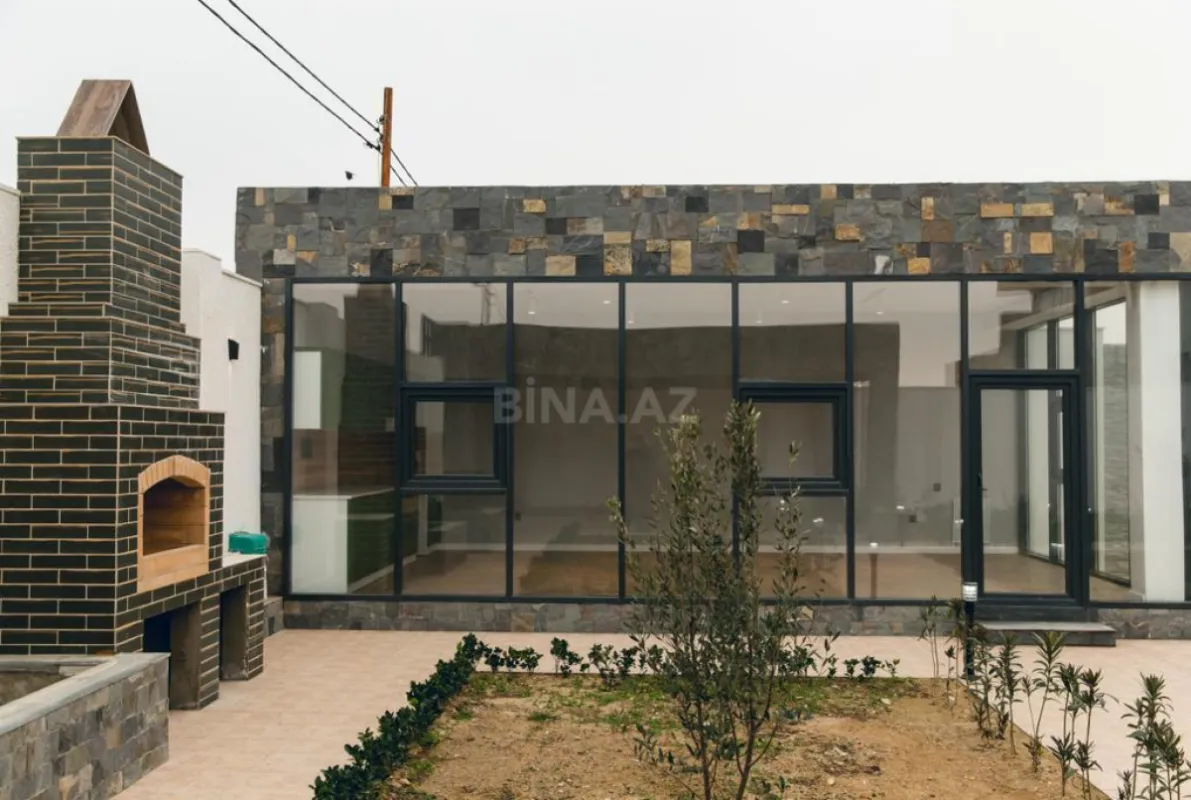 Satılır həyət evi 300 m²