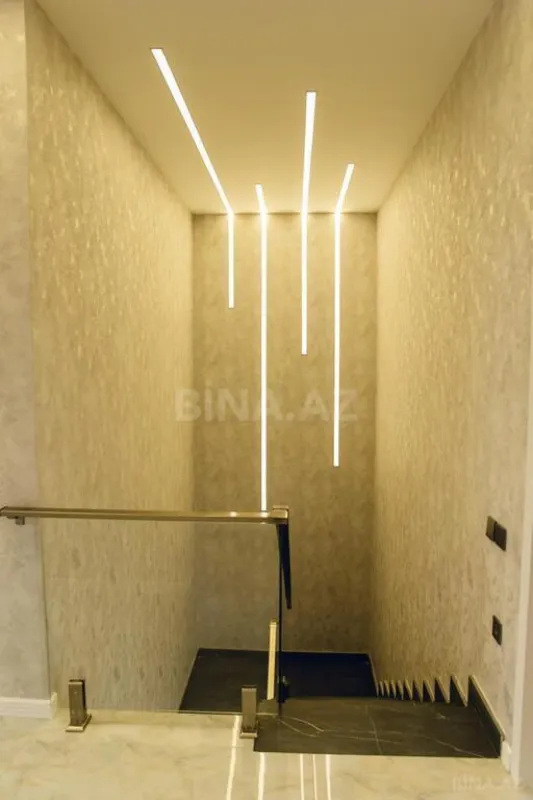 Satılır həyət evi 300 m²