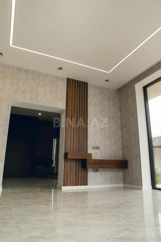 Satılır həyət evi 300 m²