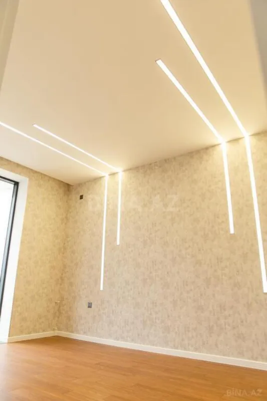 Satılır həyət evi 300 m²