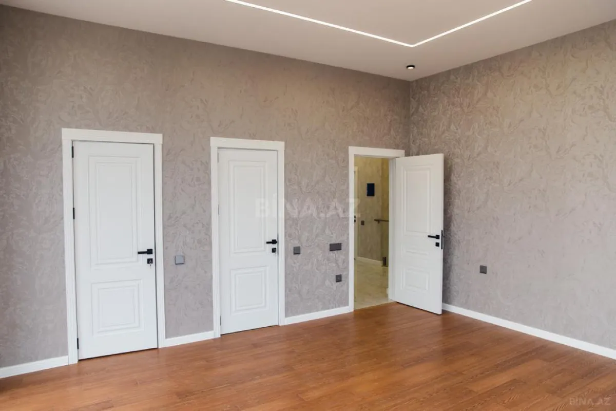 Satılır həyət evi 300 m²