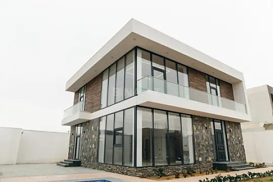 Satılır həyət evi 300 m²
