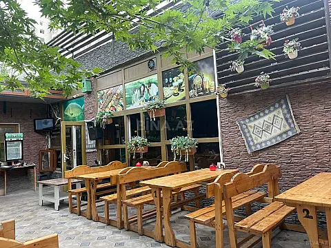 Satılır obyekt 400 m²