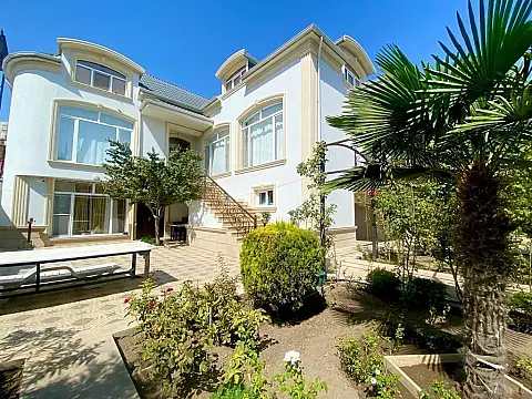 Satılır 6 otaqlı həyət evi 450 m² — Bakı, Həzi Aslanov qəs. 6 otaq 450.00 m²