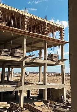 Satılır 2 otaqlı mənzil 107 m²