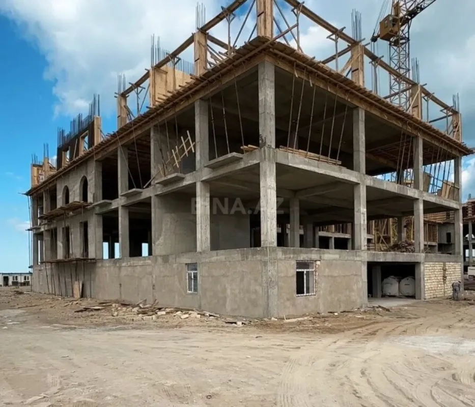 Satılır 2 otaqlı mənzil 107 m²