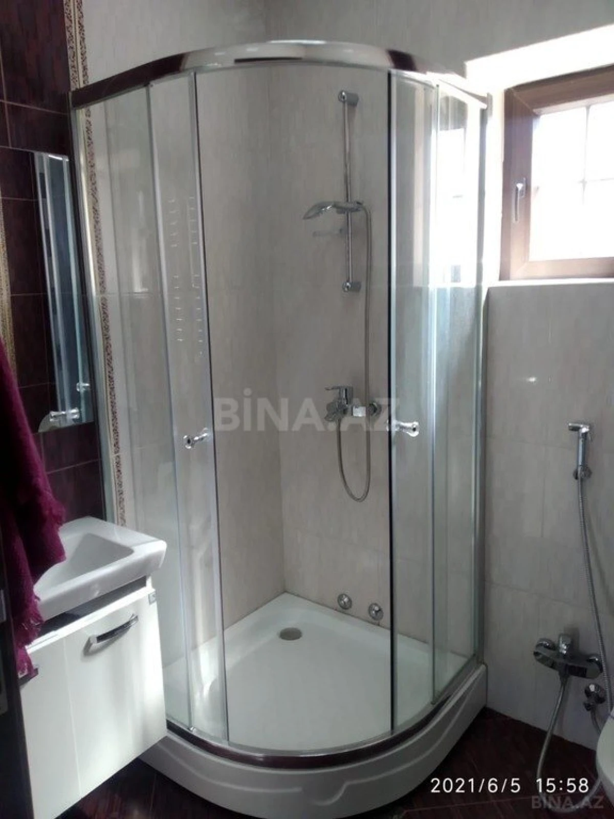 Kirayə verilir 5 otaqlı həyət evi 300 m²