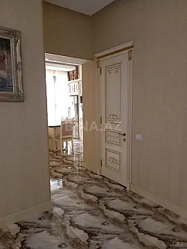 Kirayə verilir 5 otaqlı həyət evi 320 m²