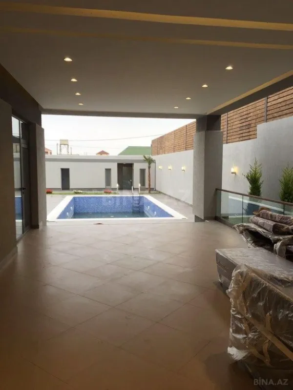 Kirayə verilir 6 otaqlı həyət evi 360 m²