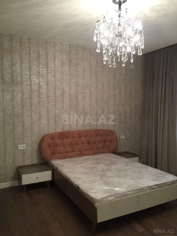 Kirayə verilir 6 otaqlı həyət evi 360 m²