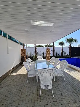 Kirayə verilir 6 otaqlı həyət evi 280 m²