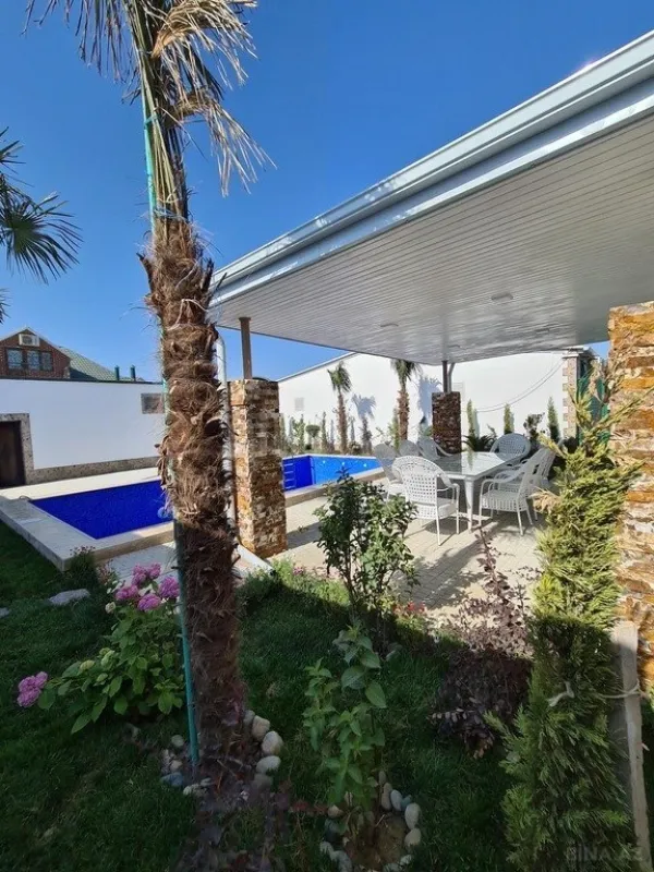 Kirayə verilir 6 otaqlı həyət evi 280 m²