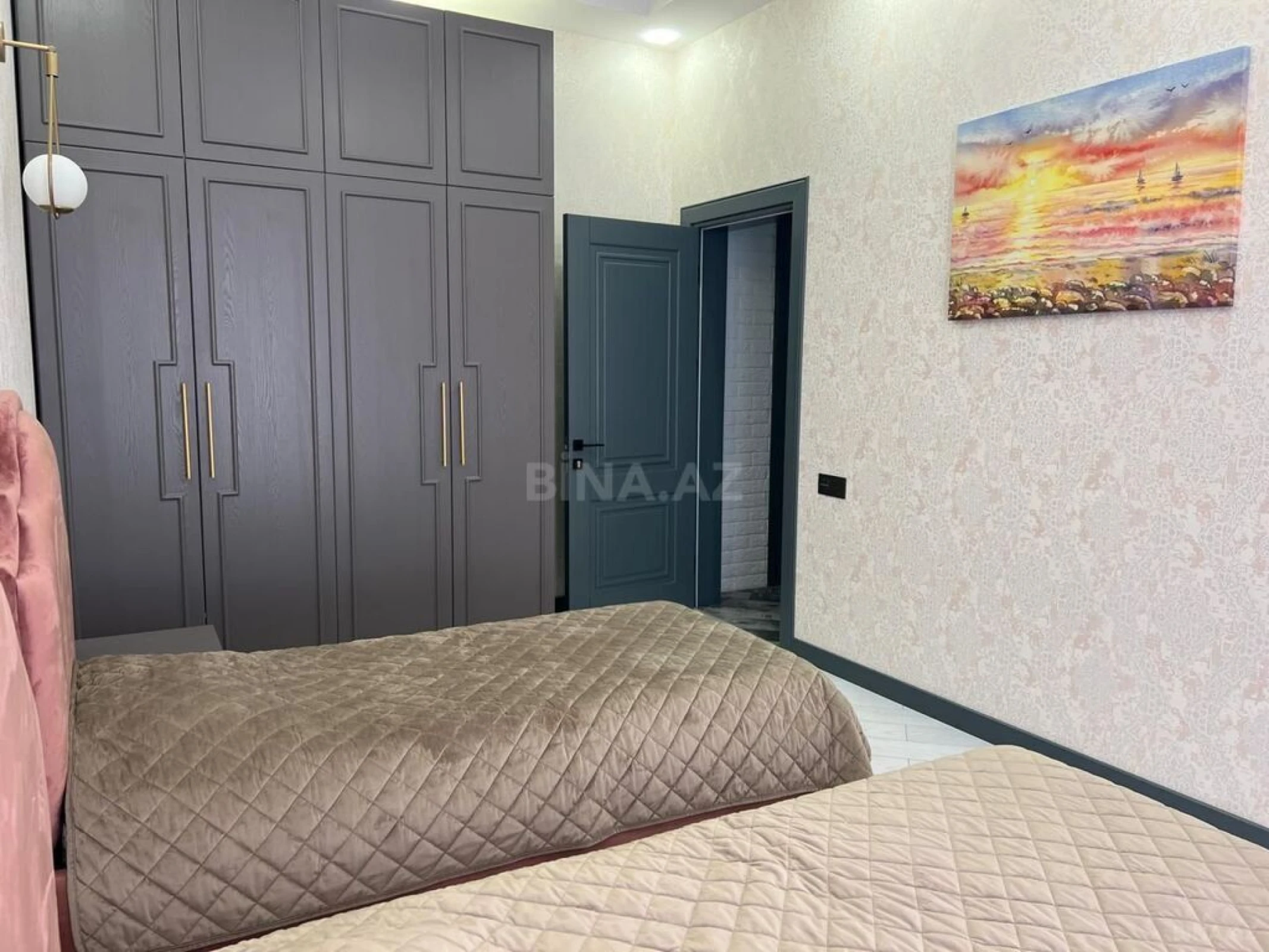 Kirayə verilir 6 otaqlı həyət evi 450 m²