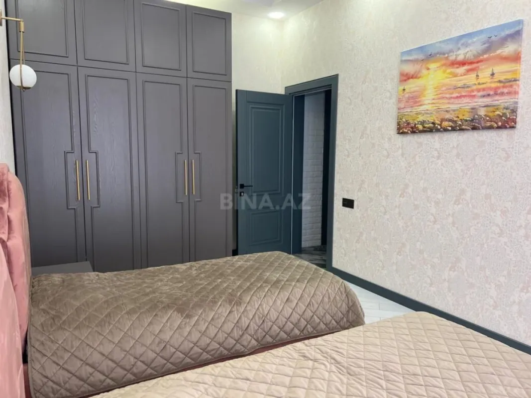 Kirayə verilir 6 otaqlı həyət evi 450 m²